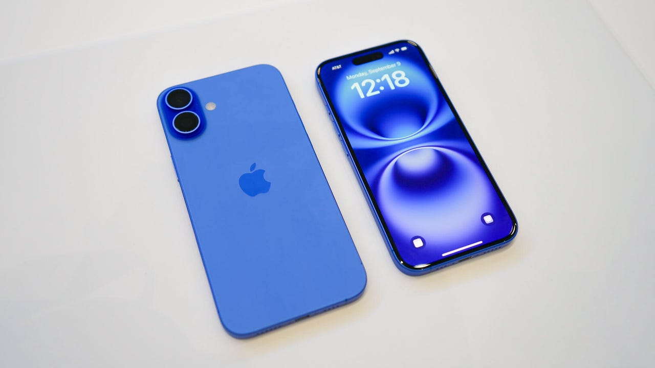 iPhone 16 Plus Ultramarine